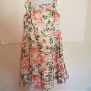 Pink and White Floral Taylor Woman 16W Dress
